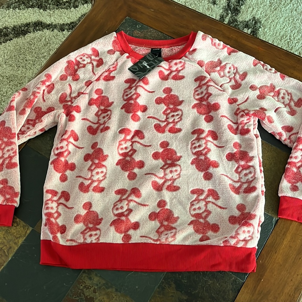 NWT Disney Women's Mickey Mouse Cozy Fuzzy Pajama Loungewear Set Medium Red - Picture 7 of 11